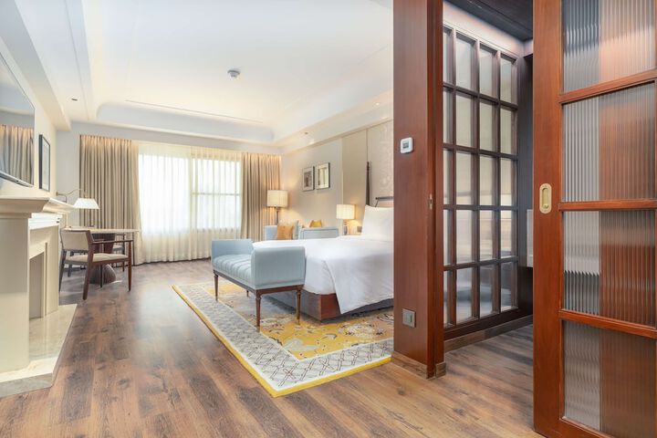 Room 31 of 191