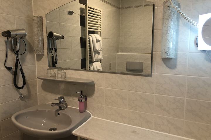 Clean Restrooms