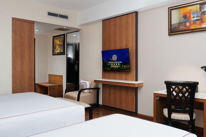 Room 51 of 235