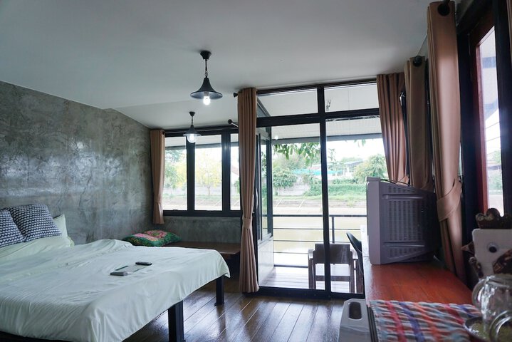 Room 3 of 26
