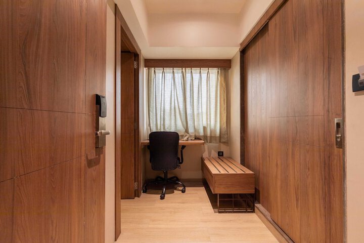 Room 62 of 100