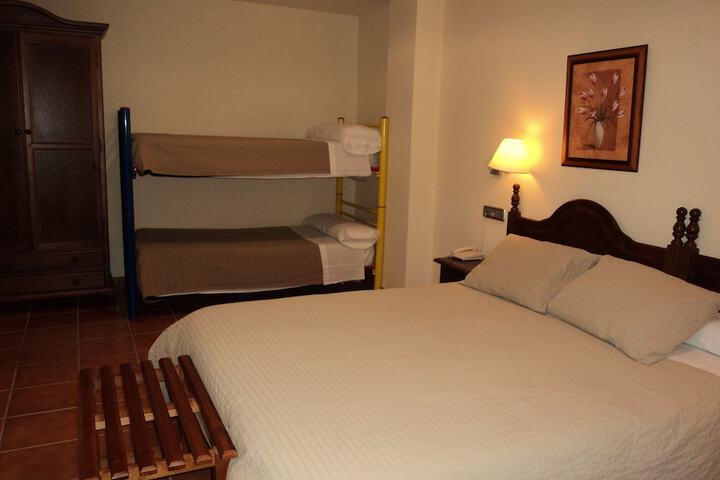 Room 6 of 42