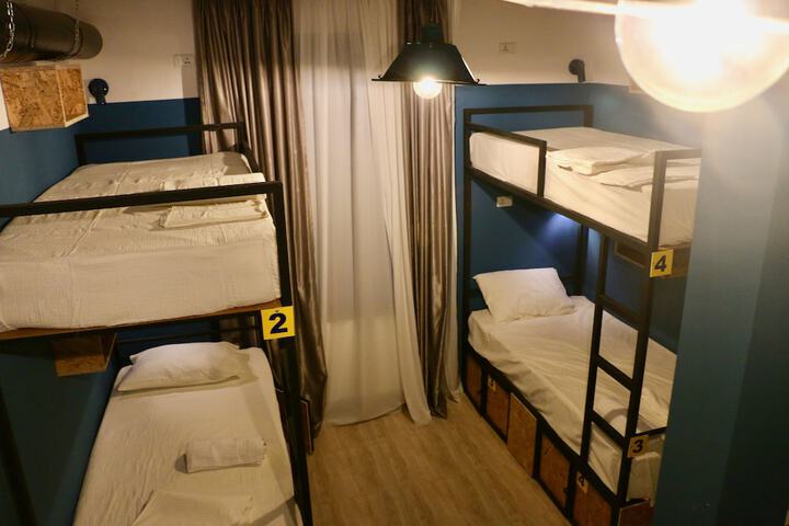 Room 7 of 15