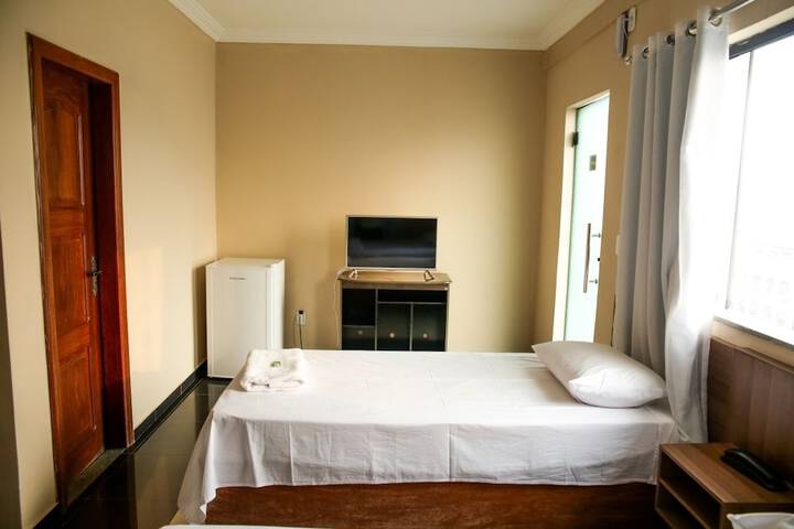 Room 11 of 27