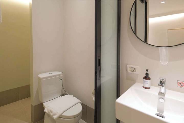 Room 19 of 31