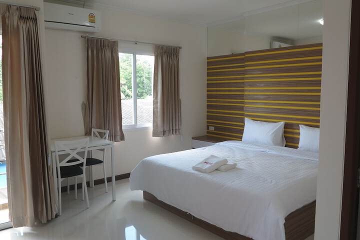 Room 7 of 24