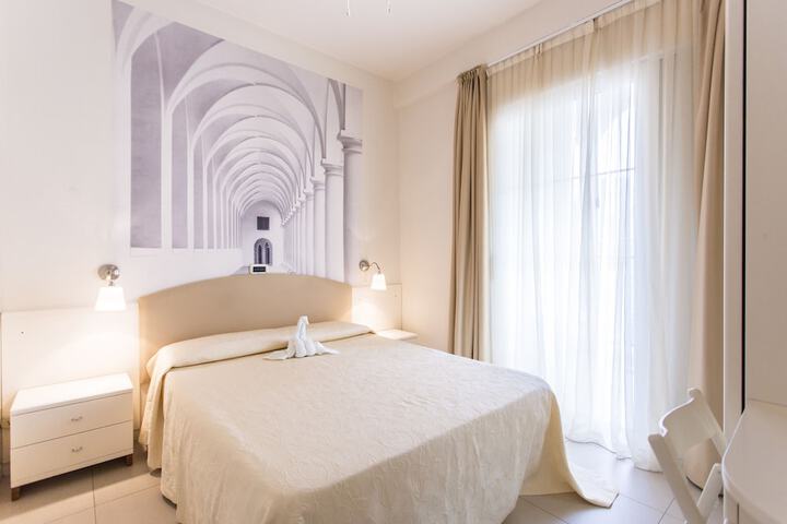 Room 10 of 54