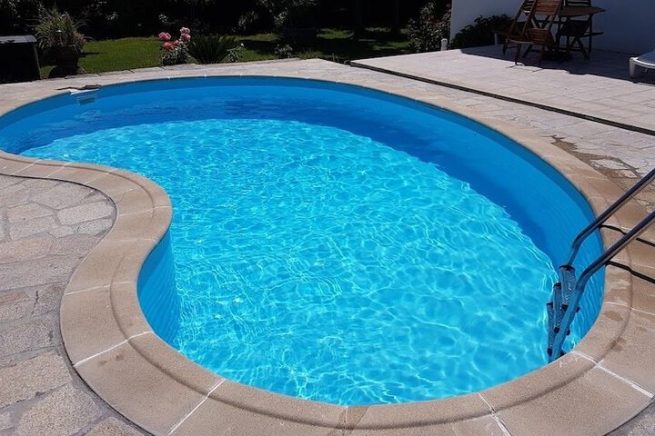 Pool 18 of 54
