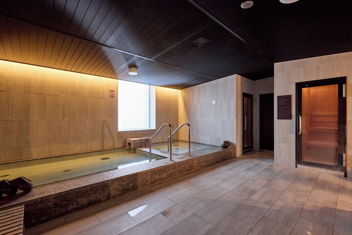 Spa 33 of 58