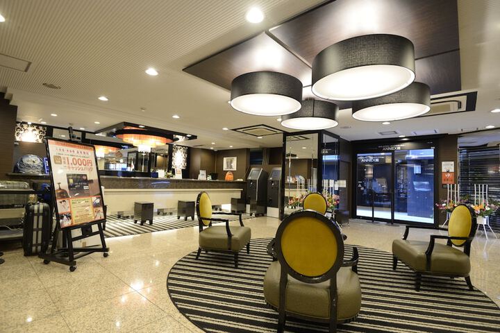 Hotel Lobby
