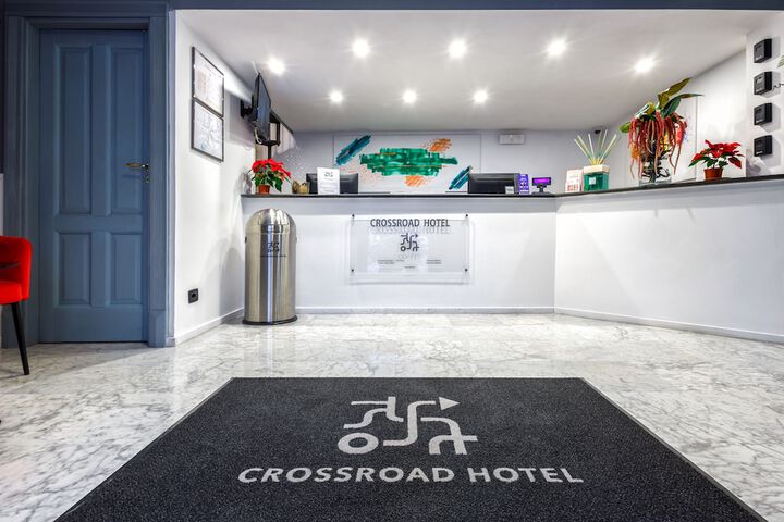 Hotel 2 of 63