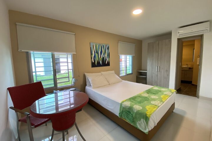 Hotel La Esperanza Ciudad Jardin