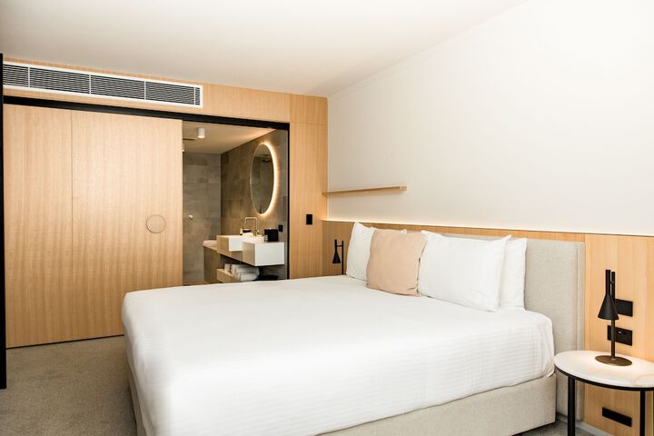 Room 18 of 45