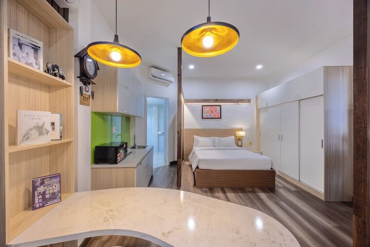 Room 13 of 49