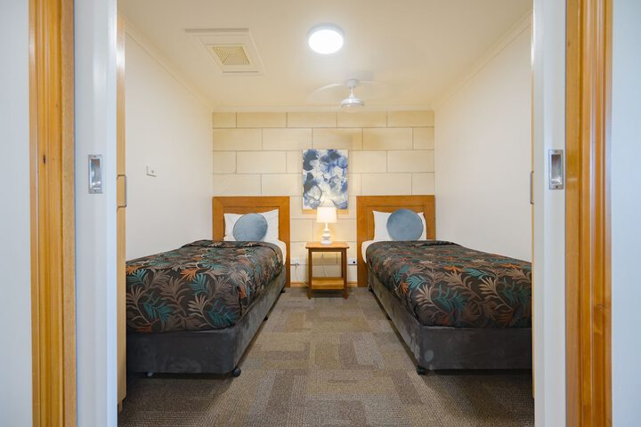 Room 12 of 51