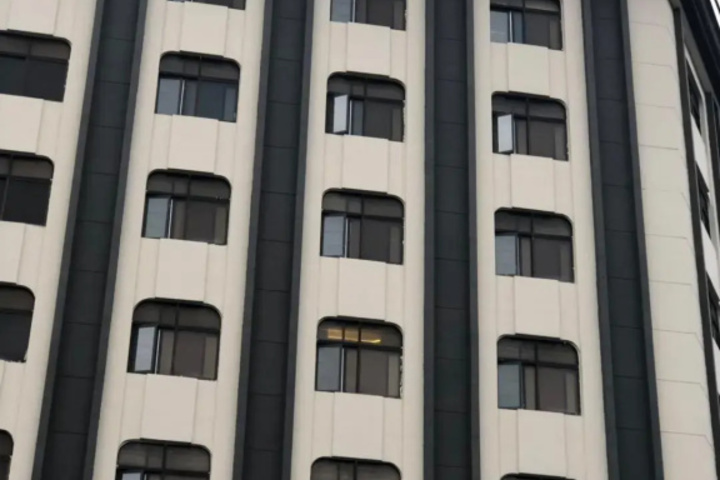 Hotel 3 of 5