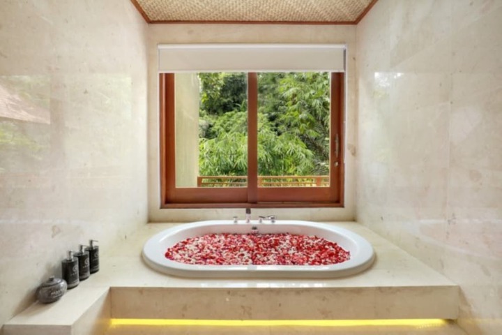 Room 67 of 167