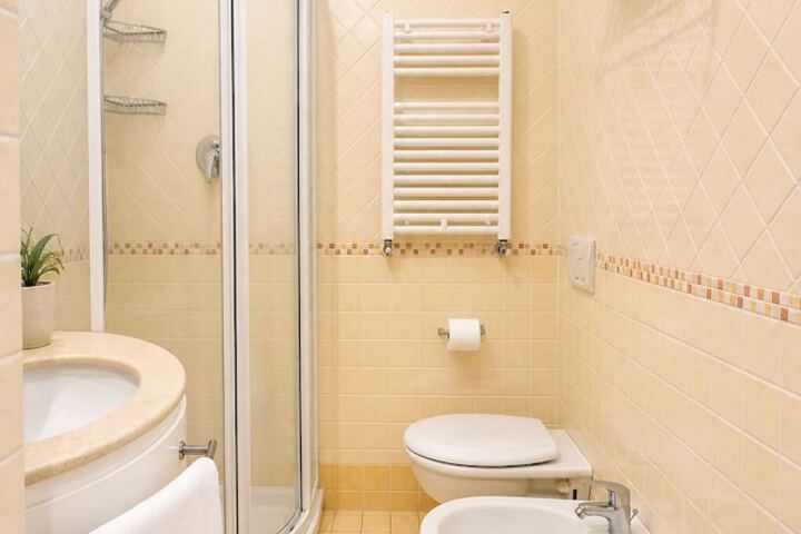 Clean Restrooms