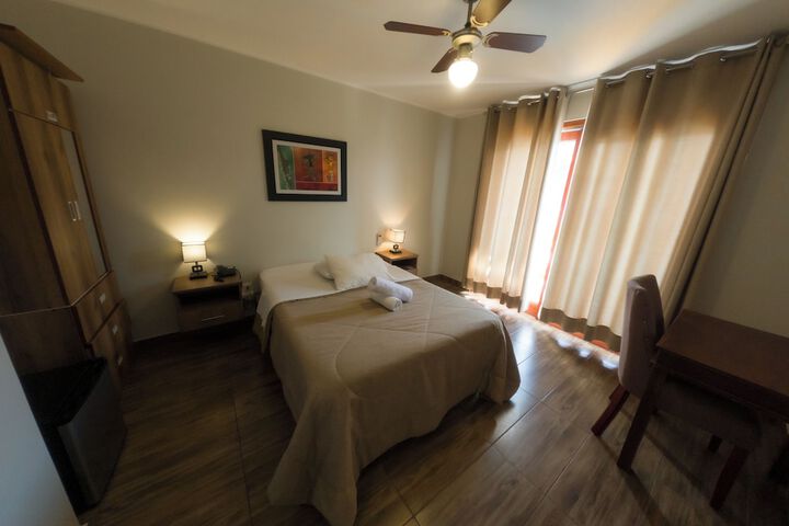 Room 10 of 39