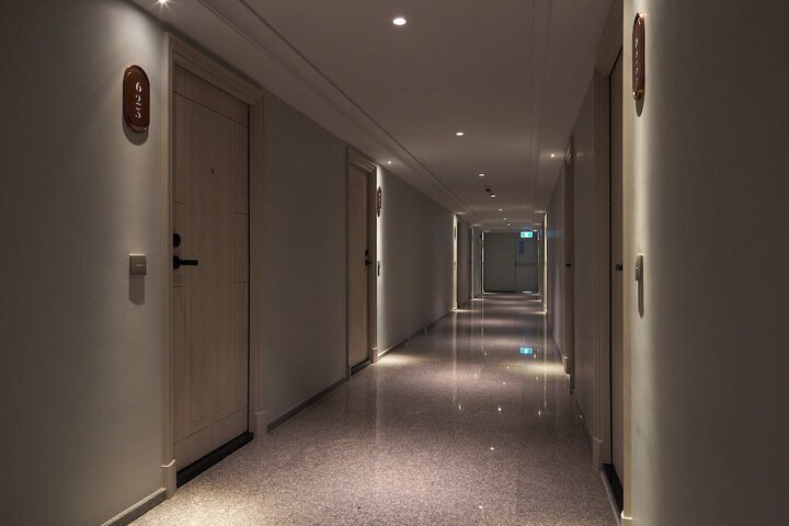 Ballroom/Hall 201 of 212