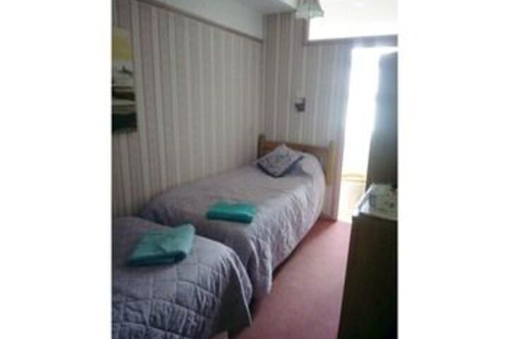 Room 34 of 43