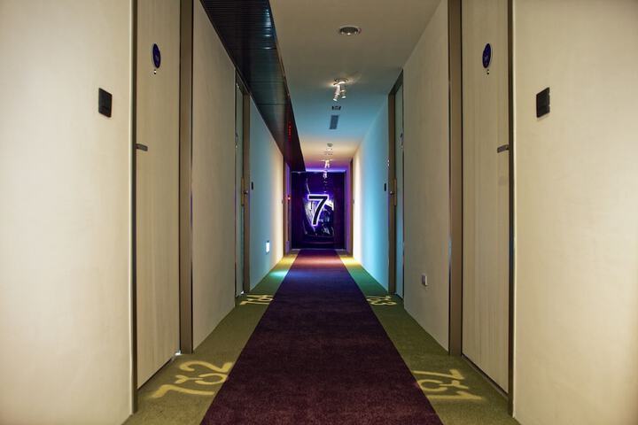 Ballroom/Hall 134 of 160