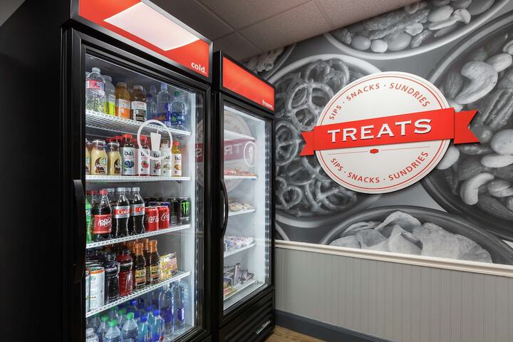 Snack bar