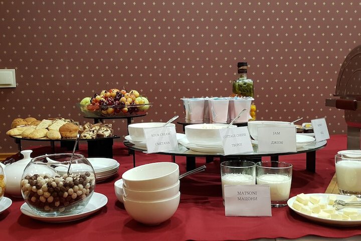 Dining 80 of 101