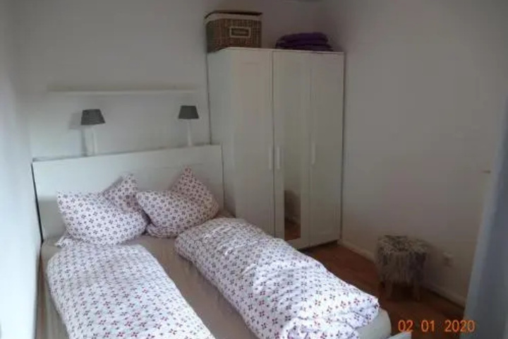 Room 5 of 15