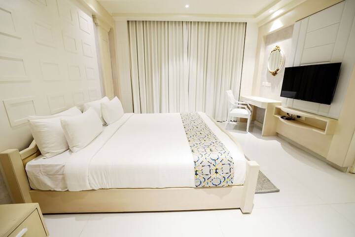 Room 29 of 70