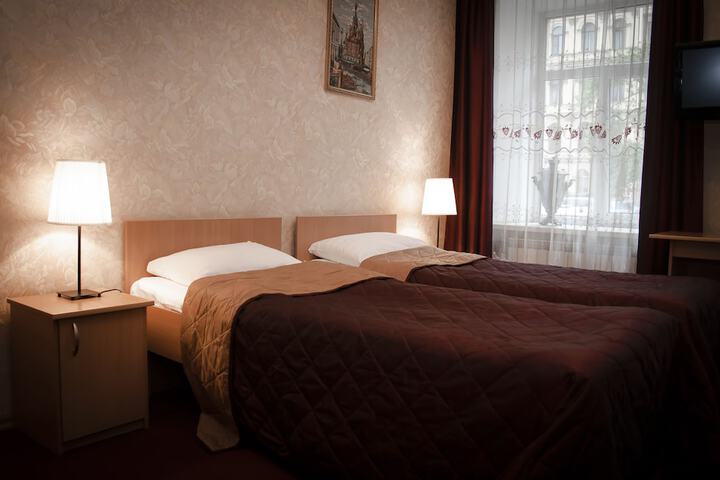 Room 12 of 45