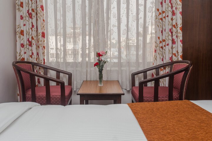 Room 12 of 93