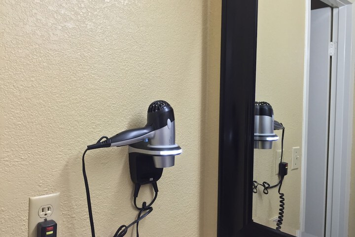Bathroom amenities