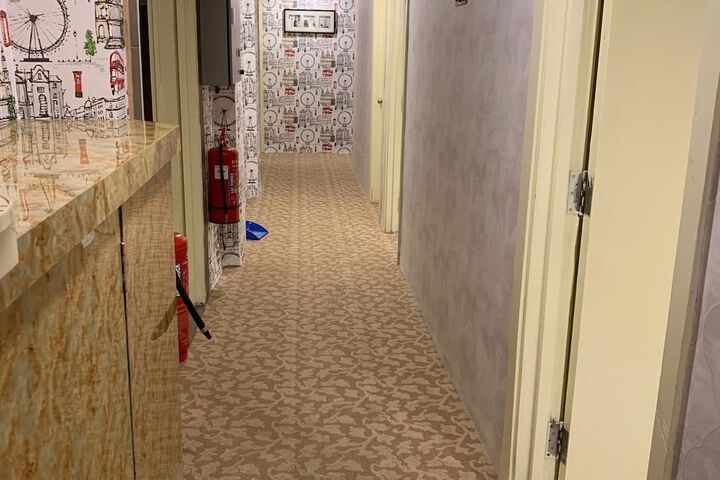 Ballroom/Hall 12 of 12