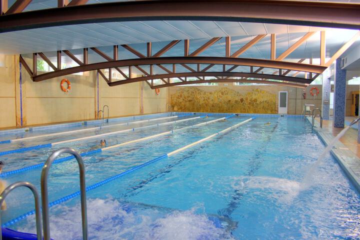 Pool Hotel