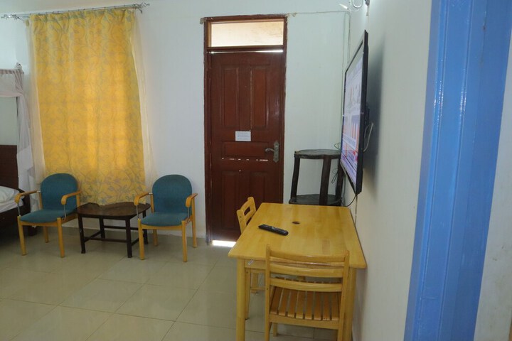 Room 17 of 22