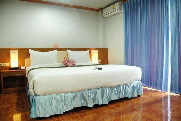 Room 14 of 46