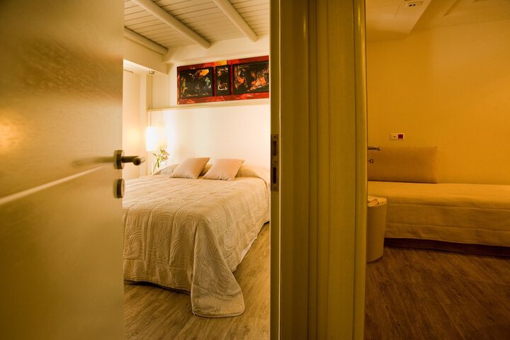 Room 67 of 187
