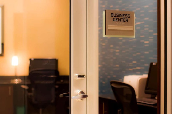 Business Center 62 of 69