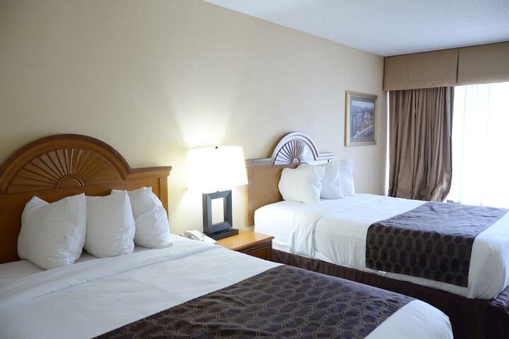 2 Double Beds (3 of 21)