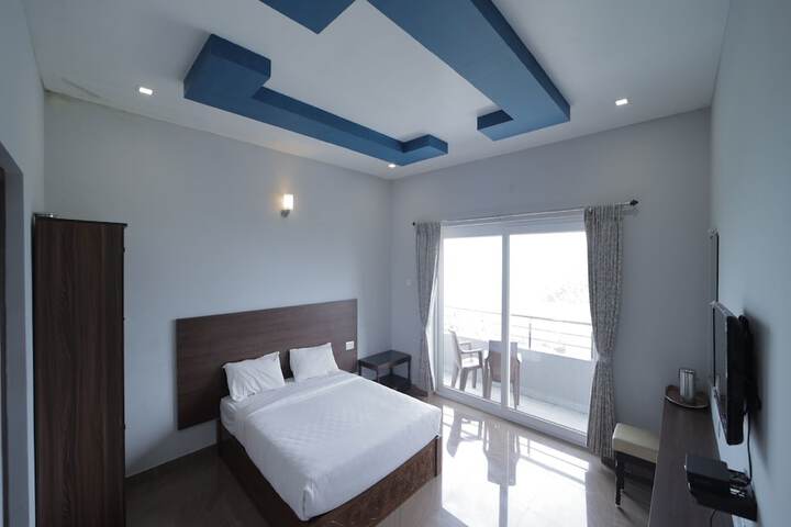 Room 6 of 17