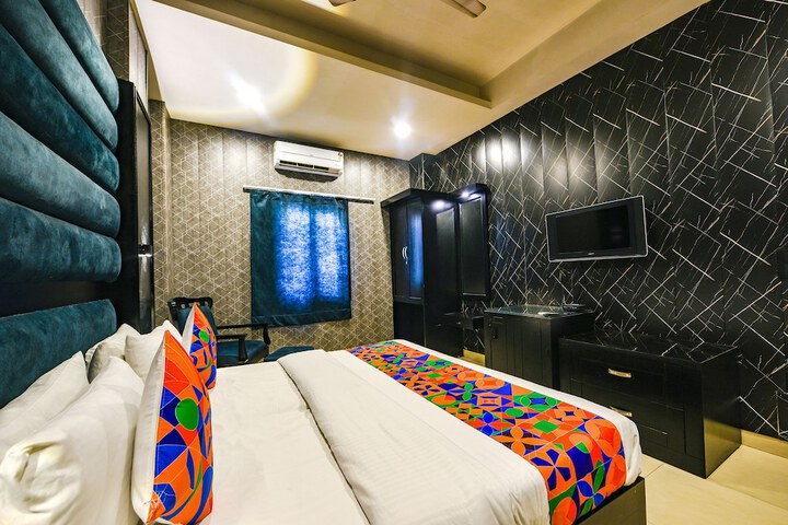 Room 26 of 44