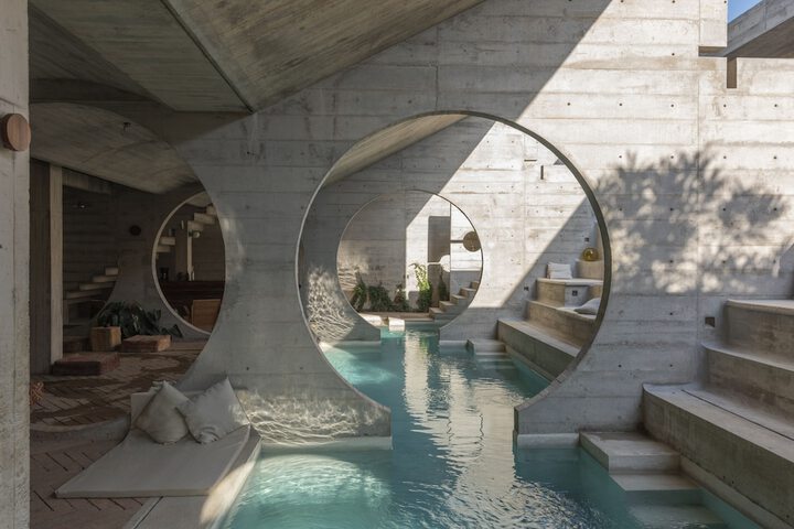 Pool 31 of 51