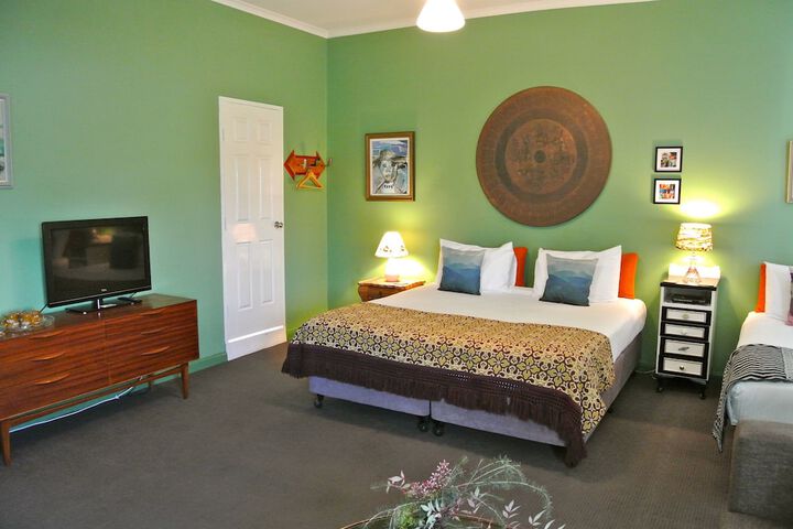 Room 16 of 69