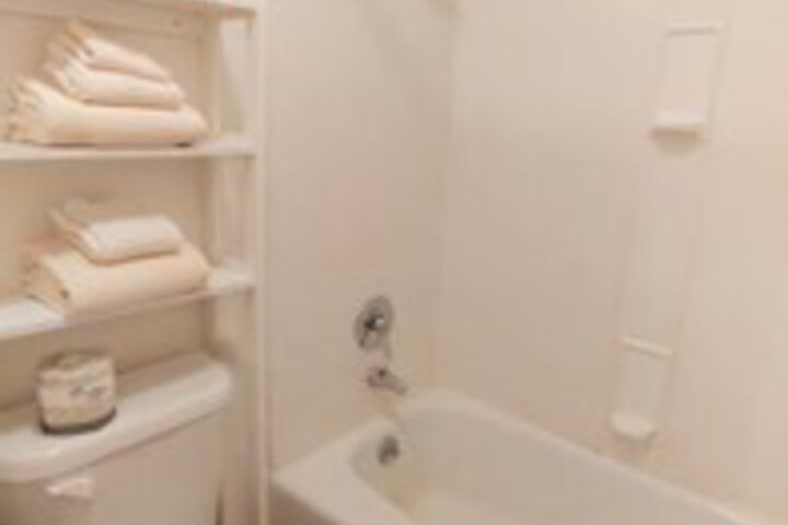 Room 3 of 22