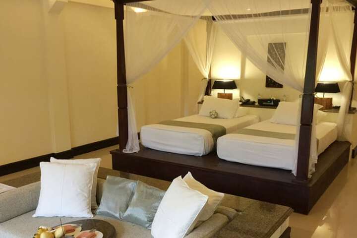 Room 8 of 23