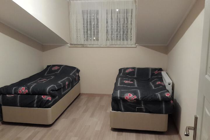 Room 15 of 20
