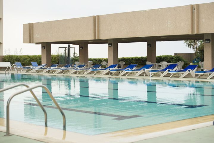 Pool 31 of 42