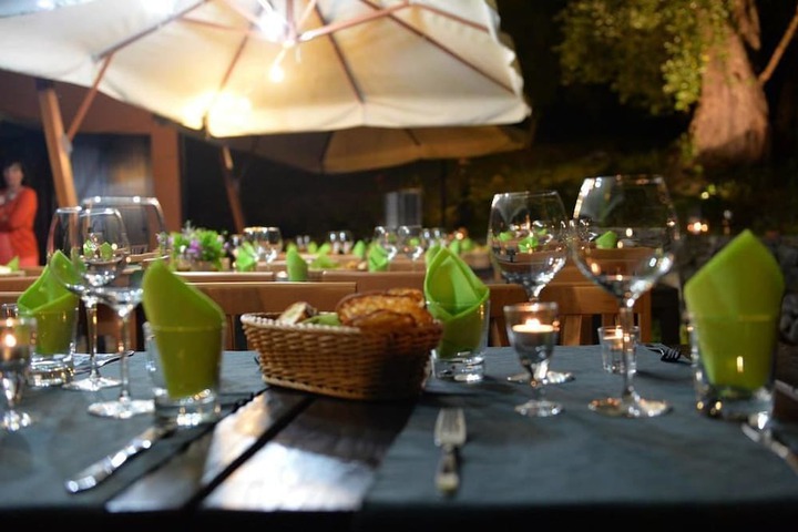 Dining 14 of 19