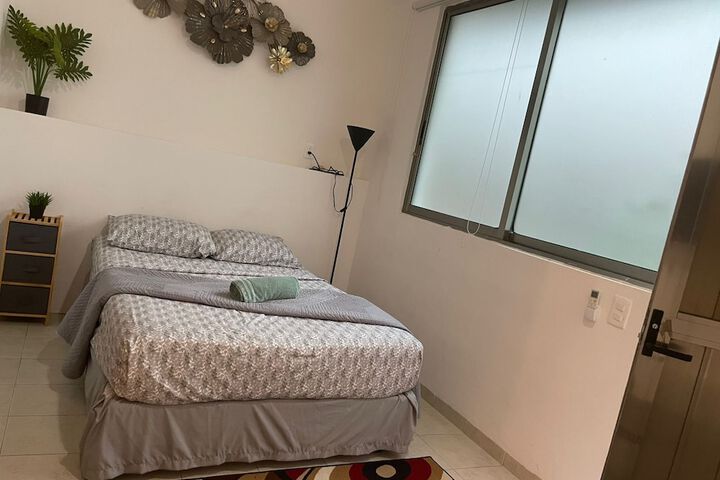 Room 12 of 36